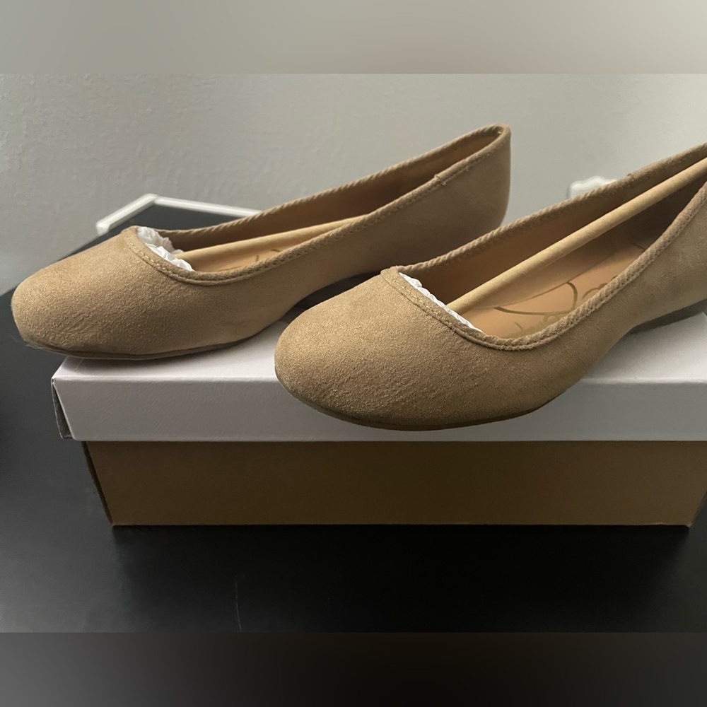 Jessica Simpson Tan Women's Flats